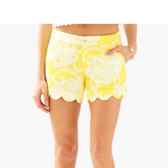 Lilly Pulitzer Buttercup Short Dandelion Banana Daiquiri size 6 NWOT - Picture 3 of 5